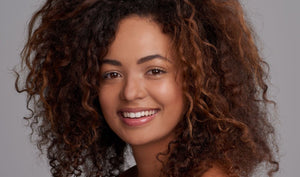 Waarom Zijn Mijn Krullen Vaak Droog, Zelfs Als Ik Ze Hydrateer? - CG Curls
